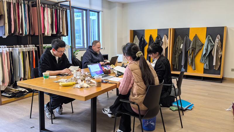 西班牙知名童裝品牌Mayoral團(tuán)隊(duì)到訪浙農(nóng)華貿(mào)