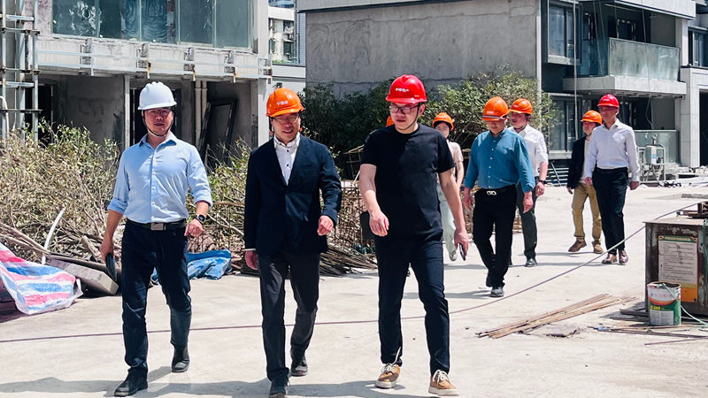 興合集團黨委副書記俞曉東調(diào)研浙農(nóng)實業(yè)寧望府項目