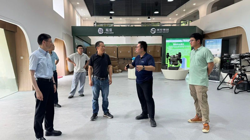 興合集團副總裁夏曉峰赴浙農(nóng)下屬成員企業(yè)調(diào)研