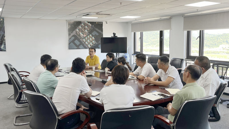 樂清華都聯(lián)合虹元商管召開法律風(fēng)險防范專題研討會